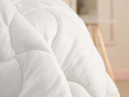 Одеяло Lite Flex Duvet всесезонное 330